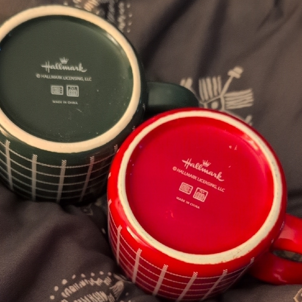 Plaid Mugs Green Red Set of 2 - Picture 2 of 6